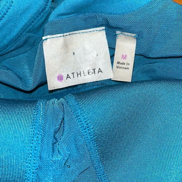 CUTE  ATHLETA MEDIUM STRAPPY TANK - Picture 4 of 7